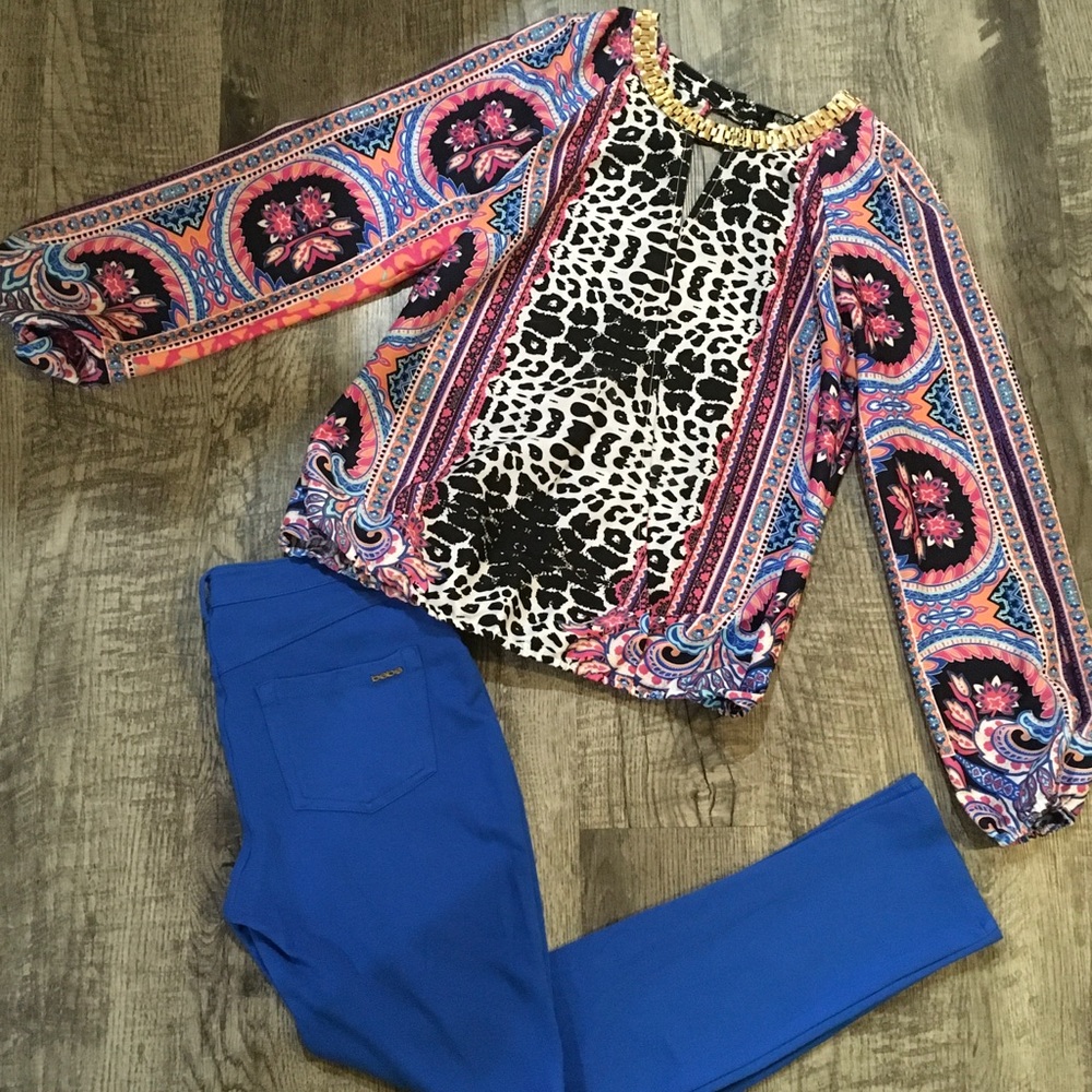 Two piece Bebe pants and beautiful bright top